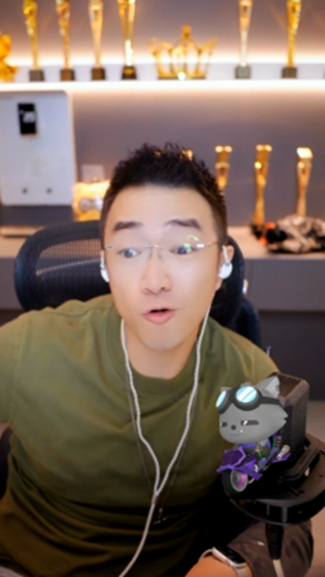 老毕亲爆料,挺哥找自己谈续约!