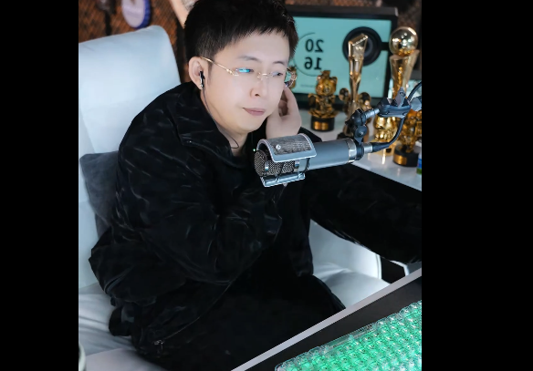 王冕去香港见神豪,必让神豪来频道豪刷