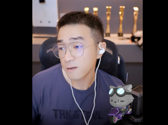 老毕谈自己频道，有很多游客从推荐进来