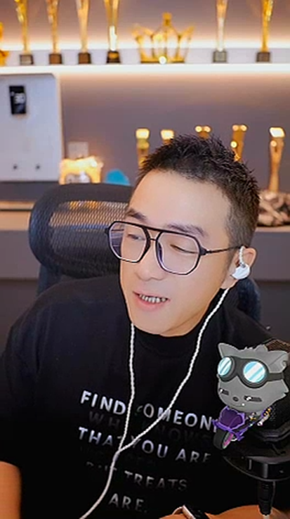 身价曝光!老毕现金仅百万违约金过亿