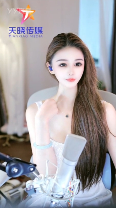 高智商发言,小苹果的表达能力满分!