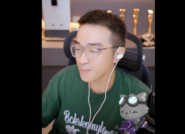 老毕就算不上线,也让管理去随礼