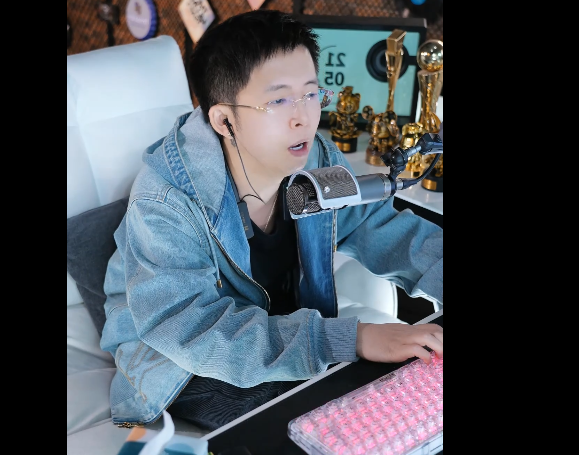 太狠了!王冕刚开播几分钟就有千元榜