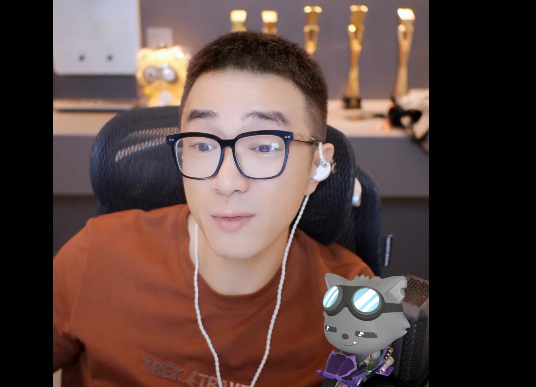 粉丝以前被追着骂，老毕赔钱也要赢