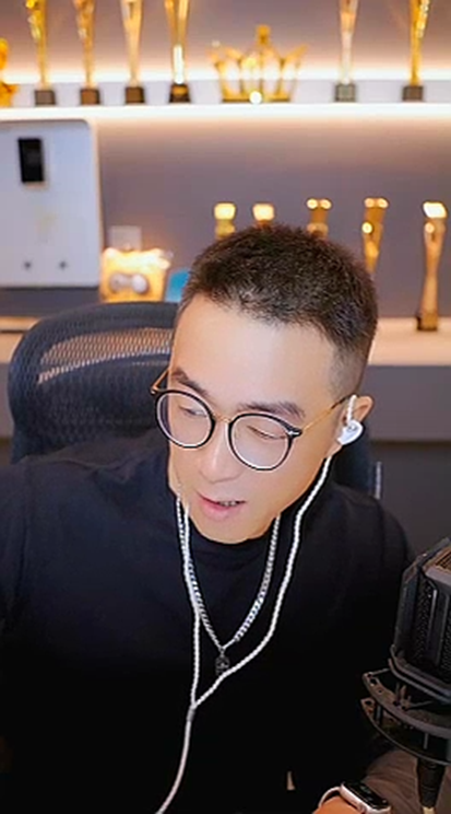 自律性很强,老毕戒酒刷脂肪!