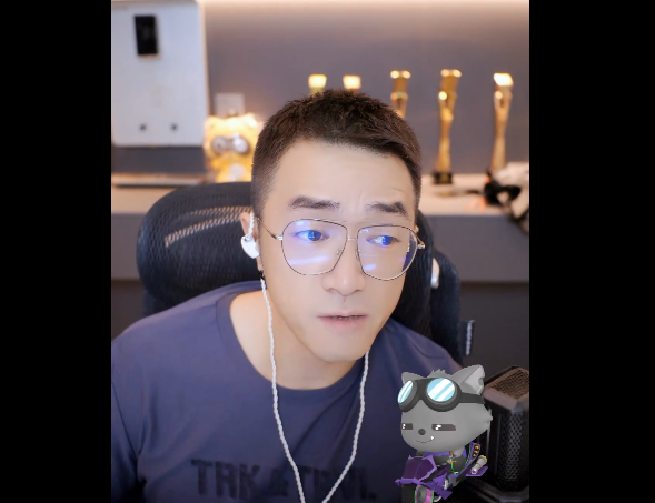 老毕谈自己不带孩子,但负担全家的金钱收入