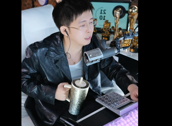 王冕谈自己只要跟神豪张口,必有千元礼物