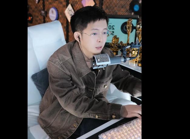 王冕回忆以前很多女粉,结婚都把自己删除了