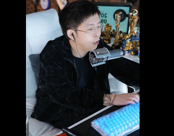 王冕将近期去香港见神豪，肯定能获神豪豪刷