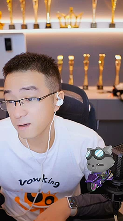 旱鸭子,老毕对水里的项目不感兴趣!