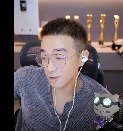 神豪看腻燃点主播,老毕:马上签新主播