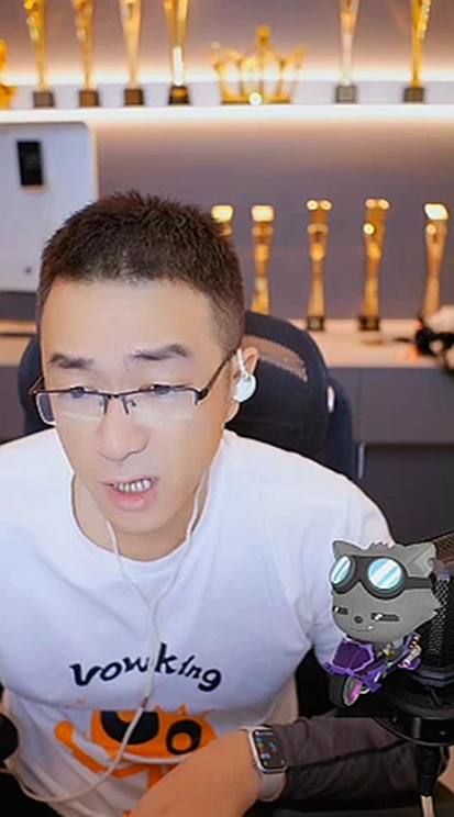 旱鸭子,老毕对水里的项目不感兴趣!