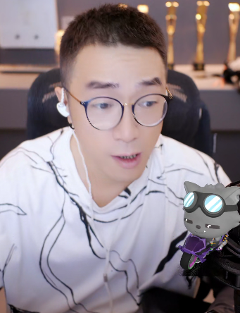 老毕感叹现在粉丝用电脑看开播的越来越少