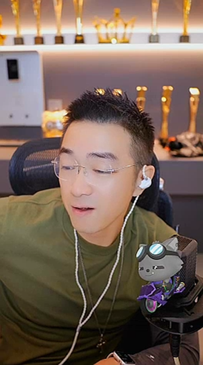 老毕:我永远是微凉得不到的男人!