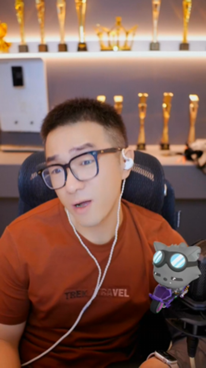 老毕888元买了一只黄油蟹，又腥又臭！