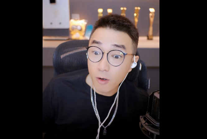 老毕谈神豪沉迷农场游戏，很少上YY了