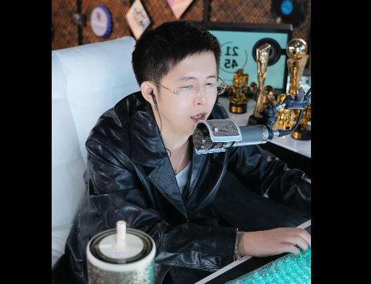 跟王冕连麦的主播,很多人都10万榜以上了