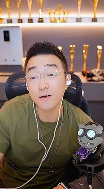 老毕不会拿离婚炒作,也不是光彩的事!