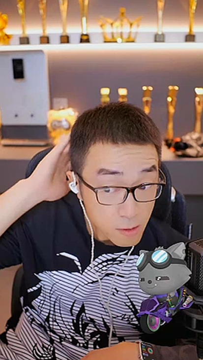 路遇美女摔车不敢扶,老毕做好事亏大了!