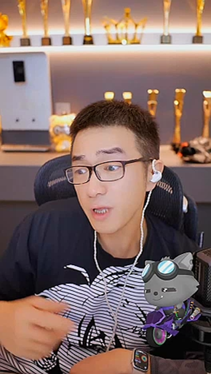 路遇美女摔车不敢扶,老毕做好事亏大了!