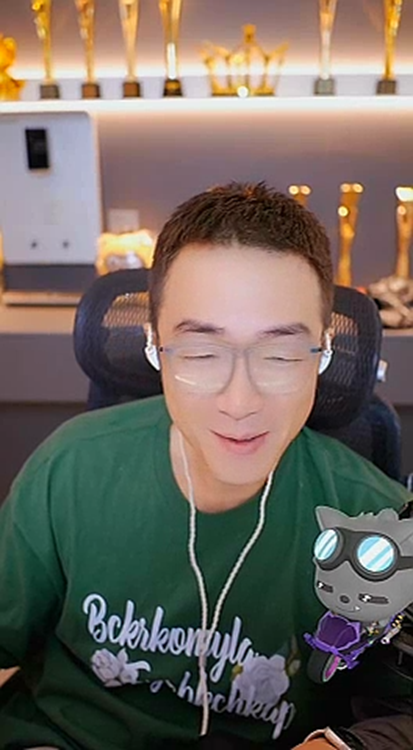 老毕怒斥被忽悠,点名某主播欠礼不还!
