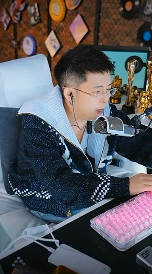 粉丝煽凡人哥日刷千万,王冕吓出冷汗