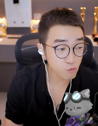 老毕未开播之前,做了很久游戏代练