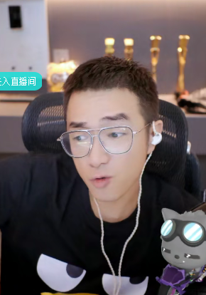 胖点更帅?老毕晒胖时照片回怼