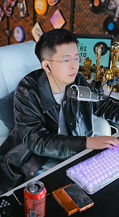 王冕弃玉冕公会名!YM撞YX恐引离谱绯闻