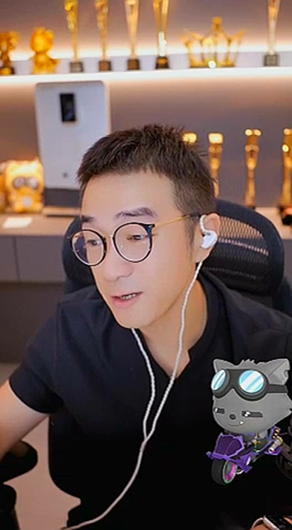 老毕错过蛙哥深夜找他,痛失一百亿