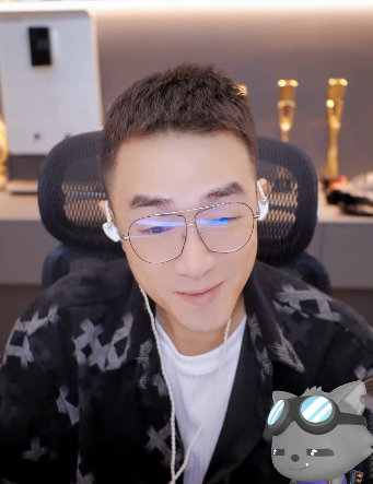 老毕没想到自己在神豪圈子中都非常出名