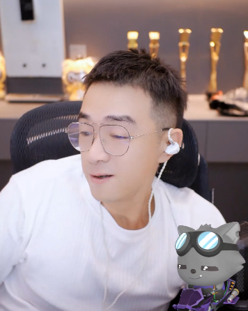 老毕到底续不续约YY?下周一将决定此事