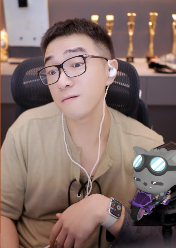 老毕感叹不知什么时候开始,年度成赔钱活动