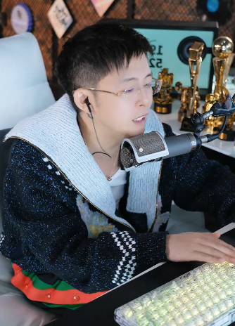 等公会赛大战时,王冕给神豪写小作文