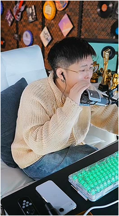 王冕要把慢热七介绍给探戈哥